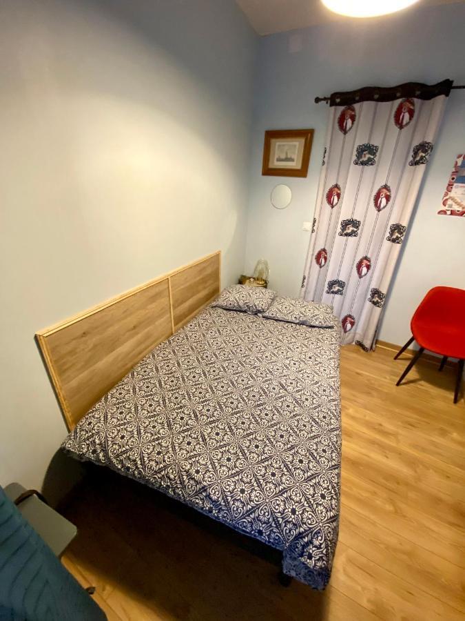 Sympathique Logement En Rez-De-Chausse, De 21M 2 ボーヴェ エクステリア 写真